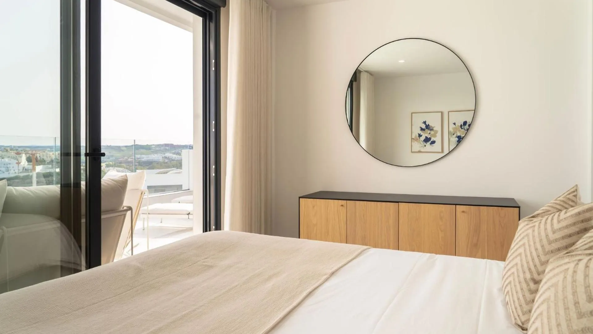 אסטפונה Modern Two-Bedroom Coastal Retreat With Panoramic Sea Views To Africa