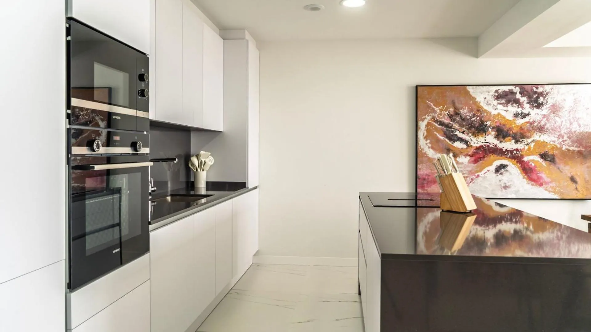 דירה אסטפונה Modern Two-Bedroom Coastal Retreat With Panoramic Sea Views To Africa